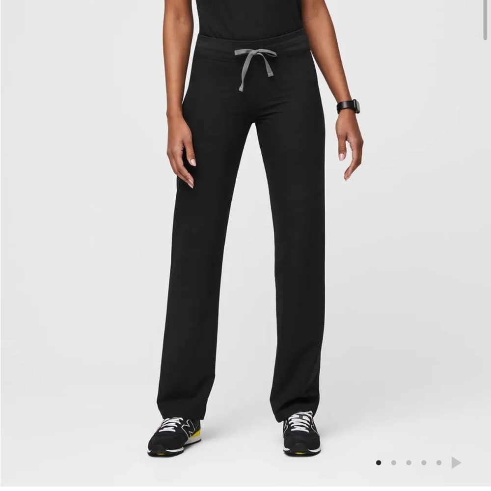 Medium women’s black Livingston pants